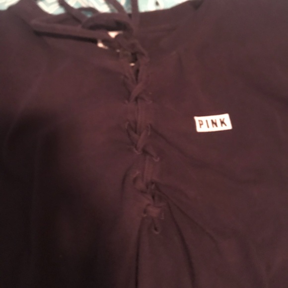 Deep purple vs lace up shirt - Picture 4 of 4